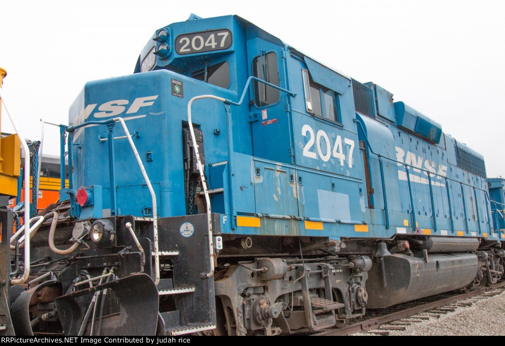 BNSF 2047